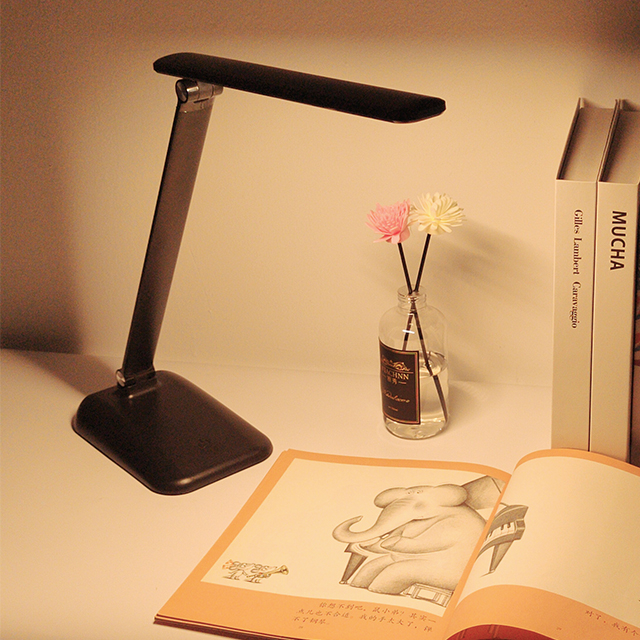Modern Battery Table Lamp Eye Care Reading Portable Hotel Reading Table Desk Lamp With Adapter
