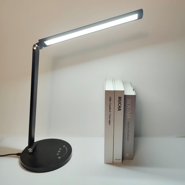 Futuristic Modern Children's With Ports Space Black Usb Output Port Wireless Charging Table Desk Lamp With Adapter