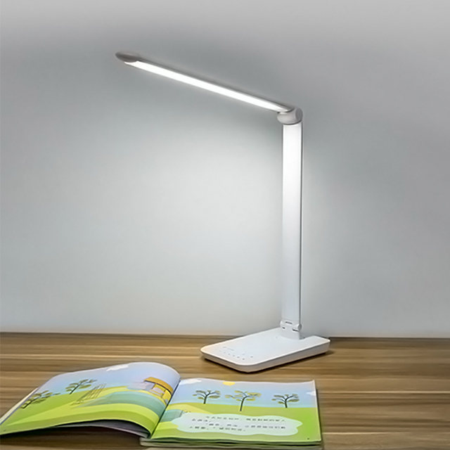 Lighting Table Eyeprotect Reading Lamp Functional White Warm Light Metal Wireless Charging Desk Lamp 