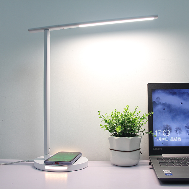 Bedside Bedroom Office Table Lamp Modern Led Dimmale Touch Led Wireless Charging Fast Charging White Desk Table Lamp