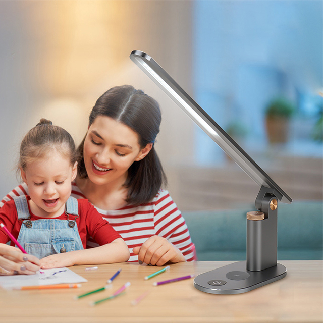Eye Caring Led Aromatherapy Lamp Modern Fashion Wireless Charging Reading Desk Lamp Without Battery