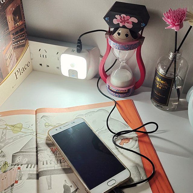 Lighting Small Cute Portable Office Working Reading Decorative USB Charging Output Port Desk Lamp Night Light